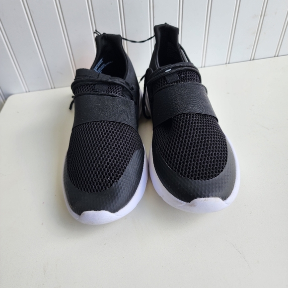 New Fabletics Zephyr Women’s Black Running Comfort Shoes Size 10 - Picture 4 of 9